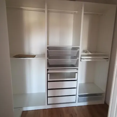 A Casa Di تْشيستيرنِنو