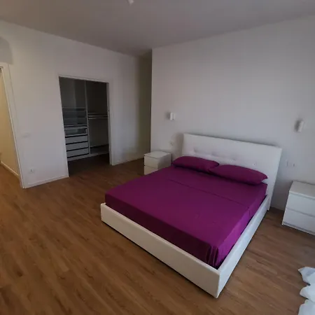 A Casa Di * تْشيستيرنِنو